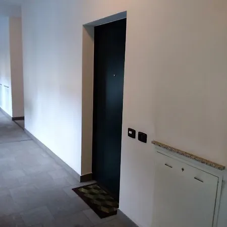 Housetommycomo Como